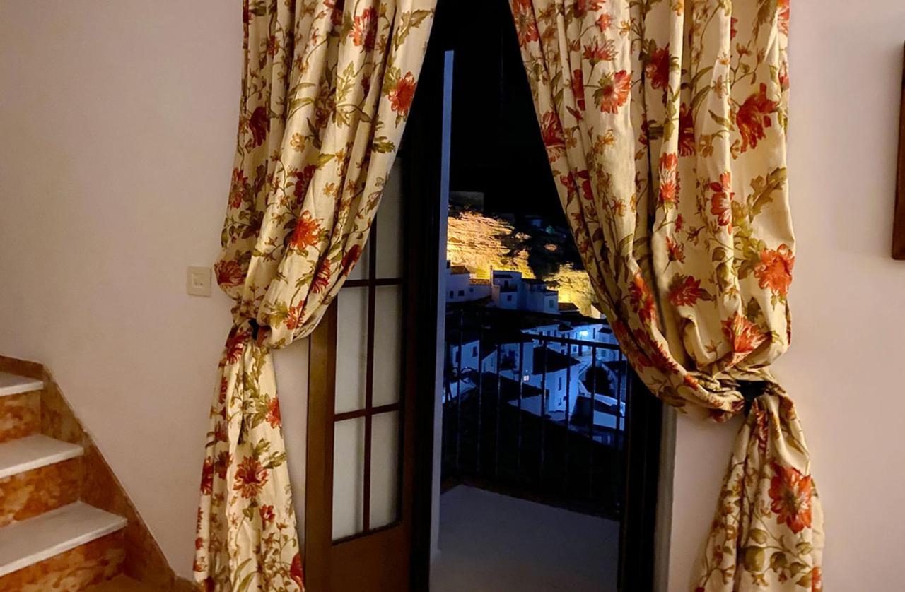Вилла La Casa De La Lela Setenil De Las Bodegas Экстерьер фото