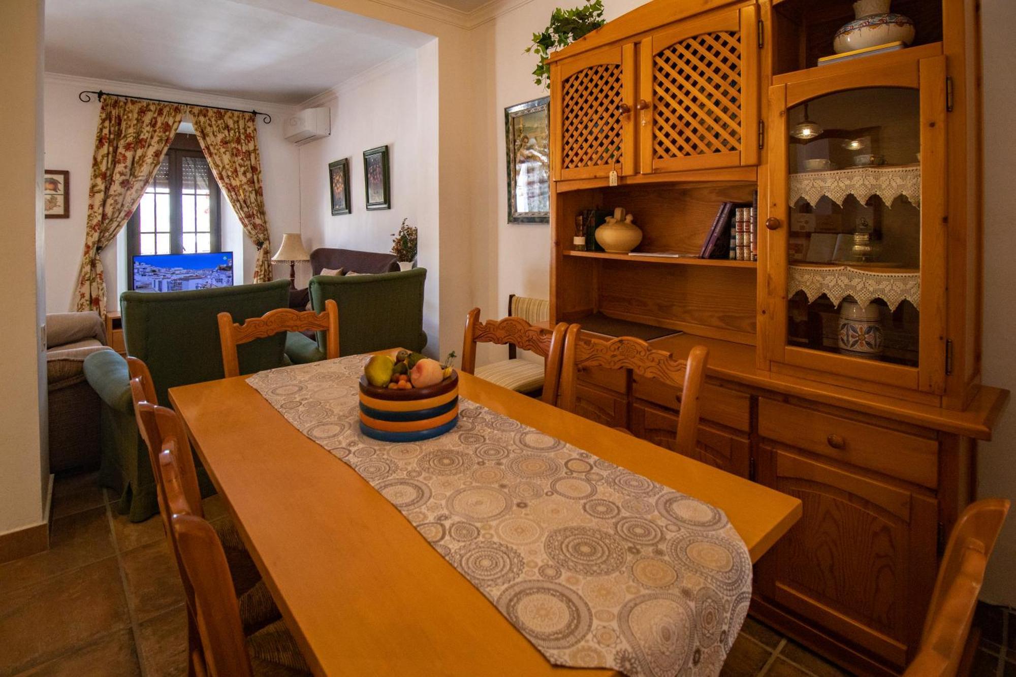 Вилла La Casa De La Lela Setenil De Las Bodegas Номер фото