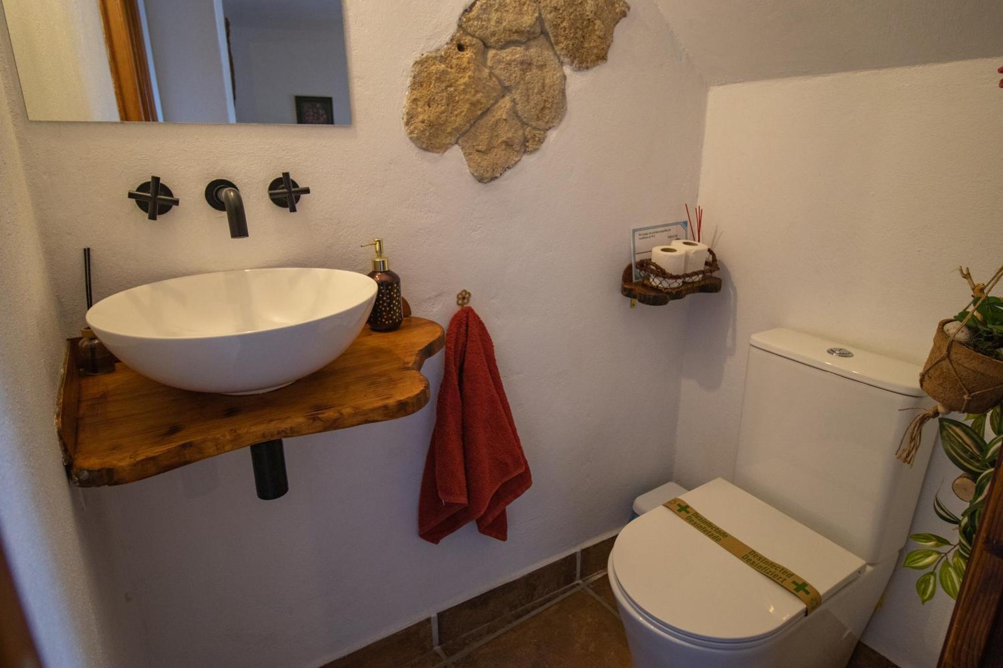 Вилла La Casa De La Lela Setenil De Las Bodegas Номер фото