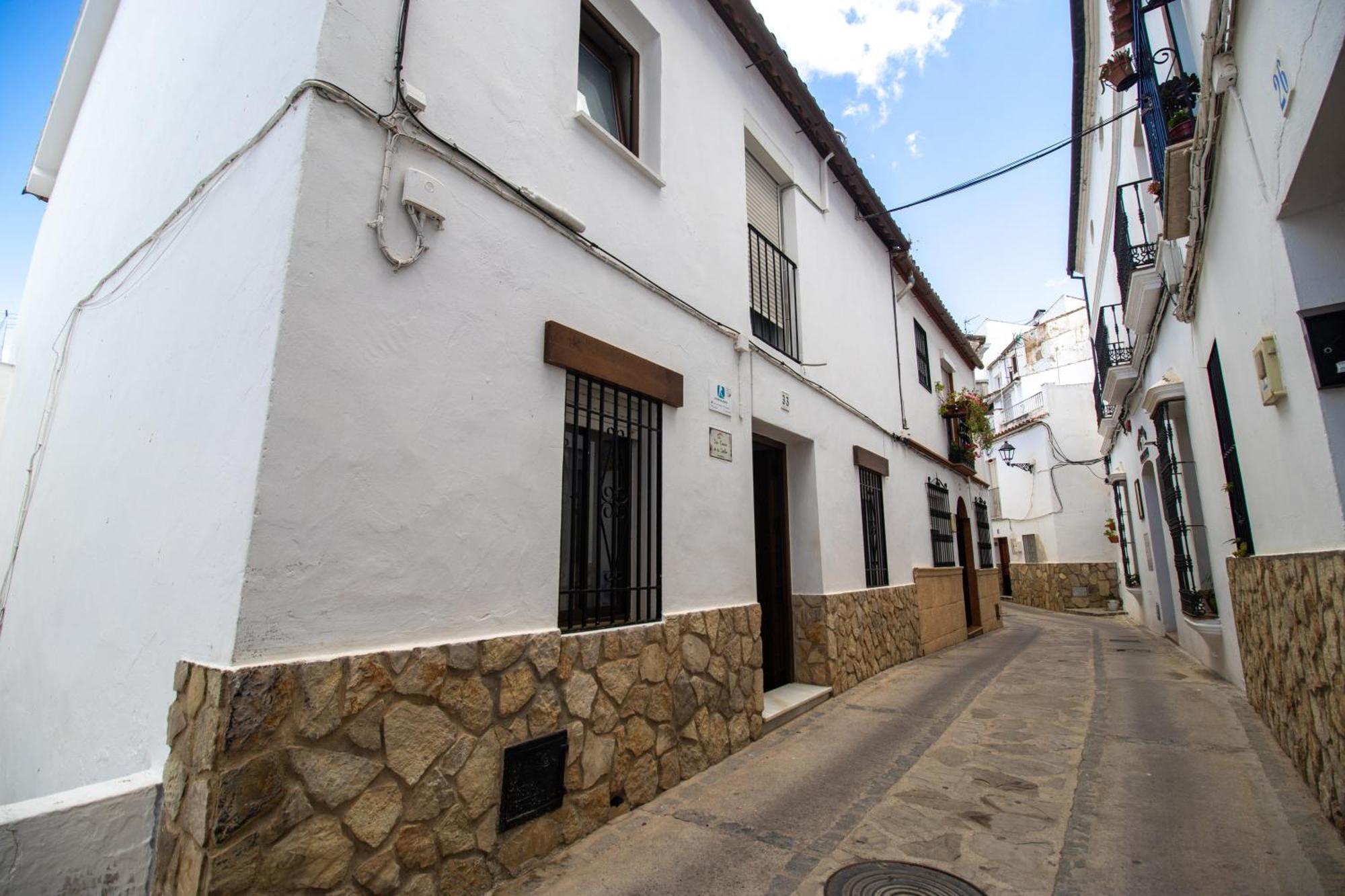 Вилла La Casa De La Lela Setenil De Las Bodegas Номер фото